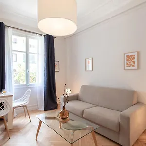 https://nice-parc-imperial.fr-provencehotel.com